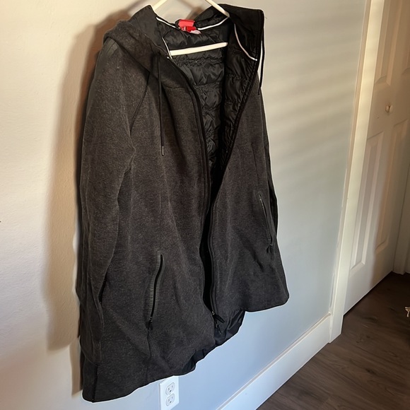 Fully insulated Nike high/low jacket - Picture 5 of 5